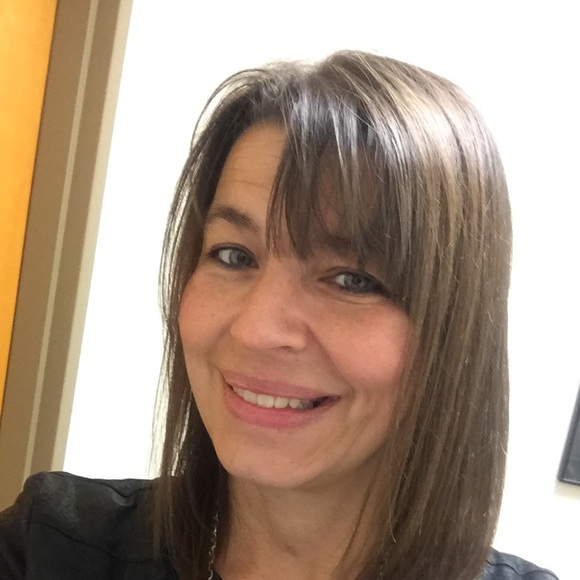 Meet your Posher, Misty - Picture 1 of 1